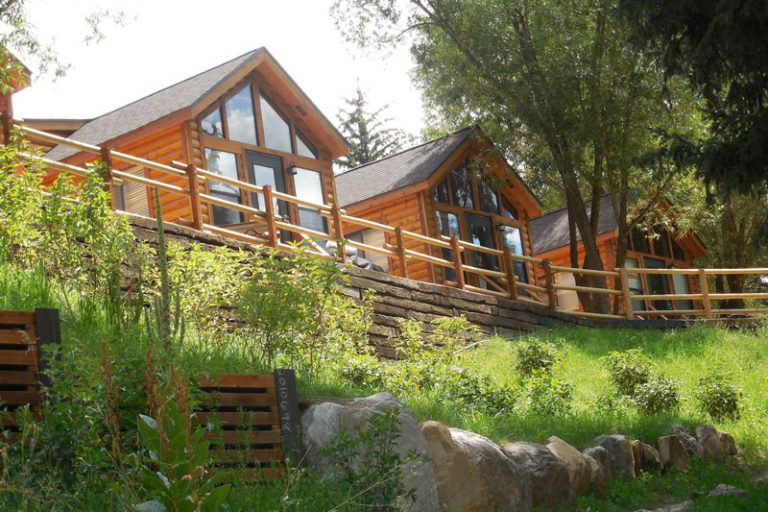 7 Awesome Glamping Jackson Hole Experiences (Updated 2023)