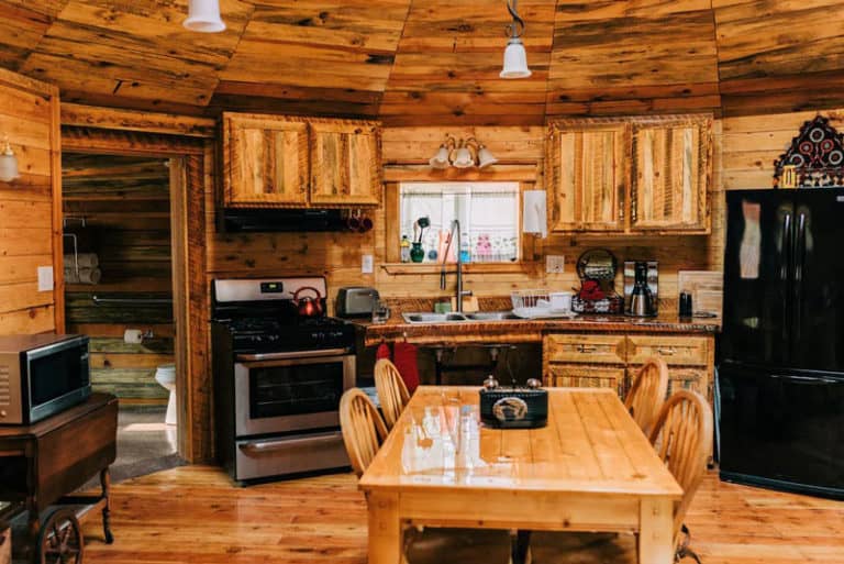 8 Yurts in Washington State Everyone Will Love